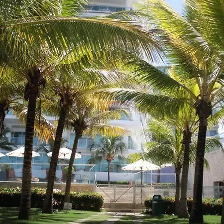 Beachfront Bliss-2br Haven Steps From Sandy Shores Apartamento Cartagena