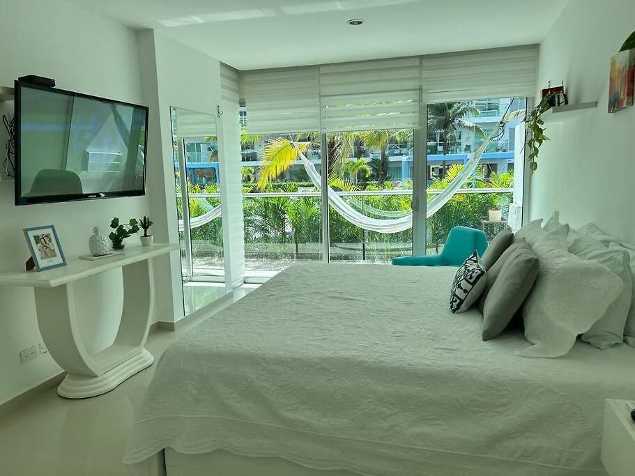 Beachfront Paradise 2Br Pools & Direct Beach Access * Cartagena