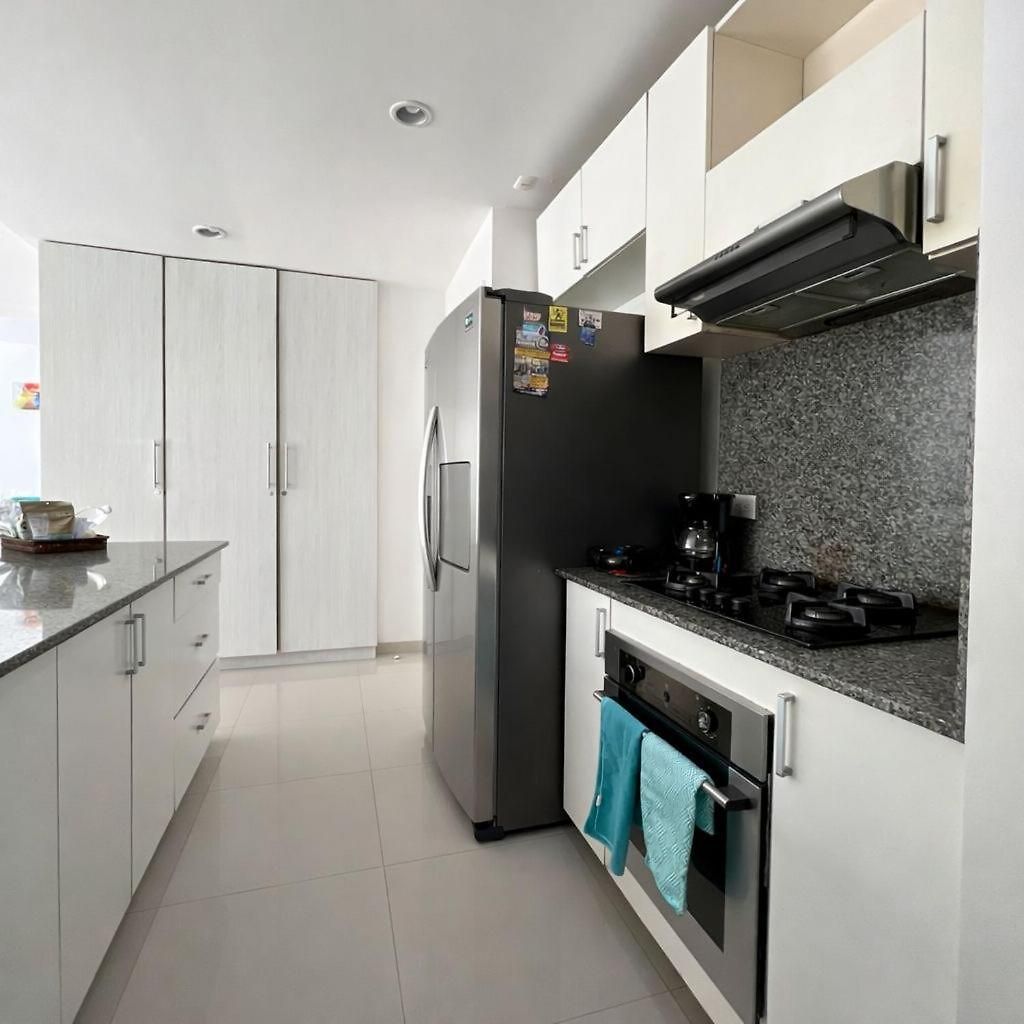 Beachfront Paradise 2br Pools & Direct Access Apartamento