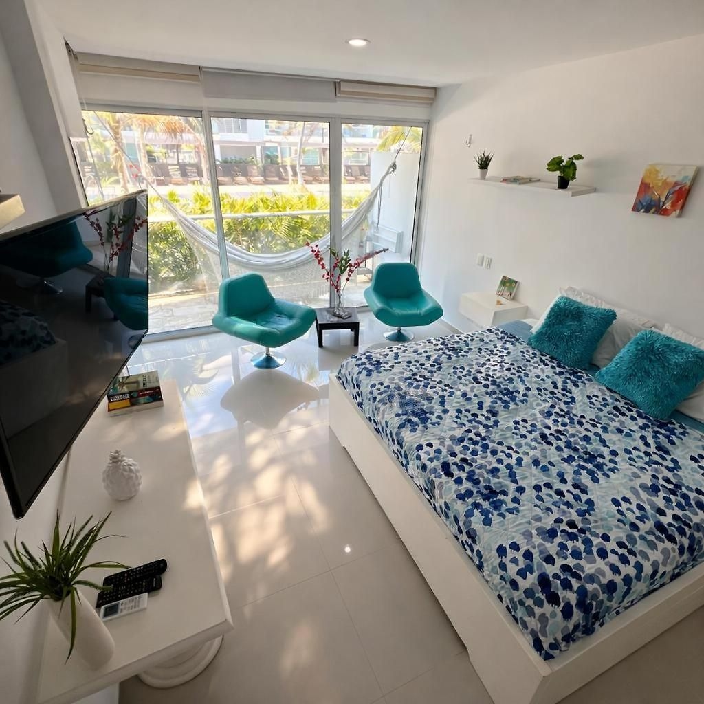 Beachfront Paradise 2br Pools & Direct Access * Cartagena