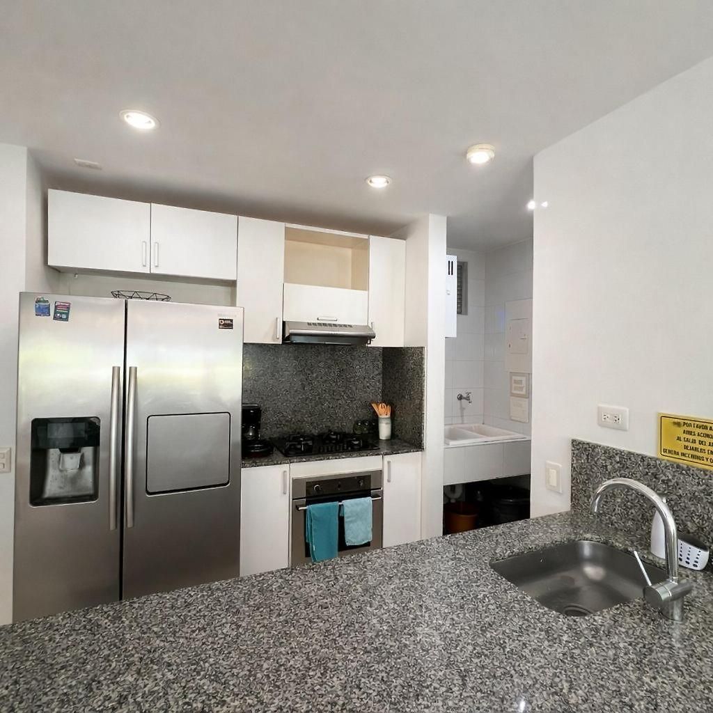Beachfront Paradise 2br Pools & Direct Access Cartagena