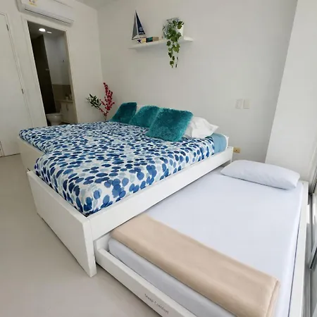 Beachfront Paradise 2br Pools & Direct Access