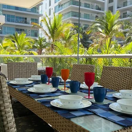 Beachfront Paradise 2br Pools & Direct Access Apartamento *