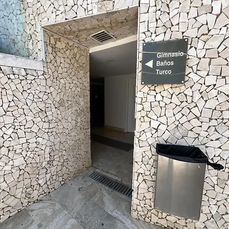Beachfront Paradise 2br Pools & Direct Access Apartamento *