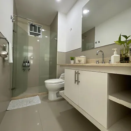 Beachfront Paradise 2br Pools & Direct Access * Cartagena