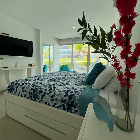 Apartamento Beachfront Paradise 2br Pools & Direct Access *