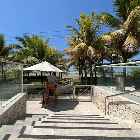 Beachfront Paradise 2br Pools & Direct Access Apartamento