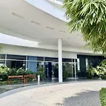 Beachfront Bliss-2Br Haven Steps From Sandy Shores