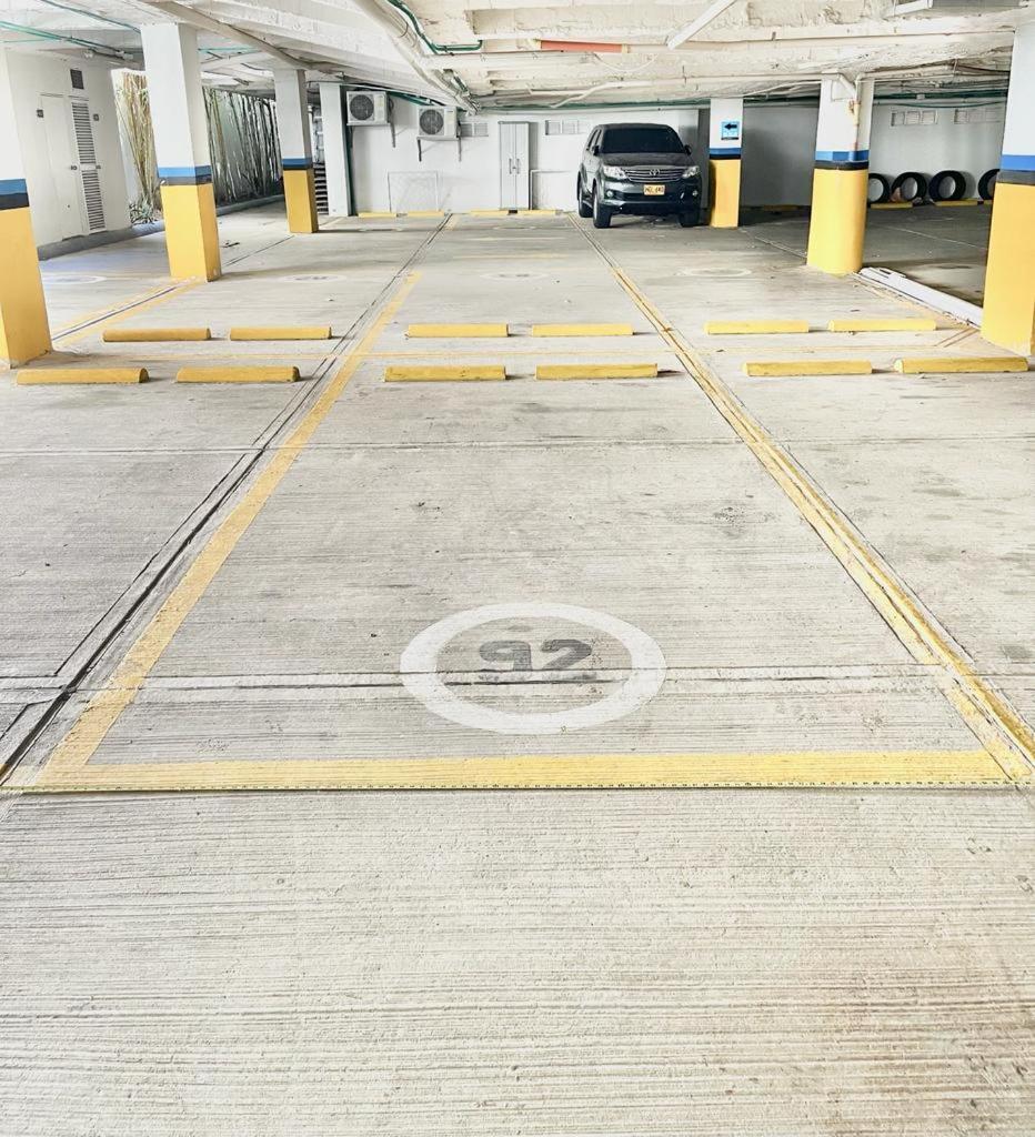 Apartamento Beachfront Bliss-2br Haven Steps From Sandy Shores Cartagena